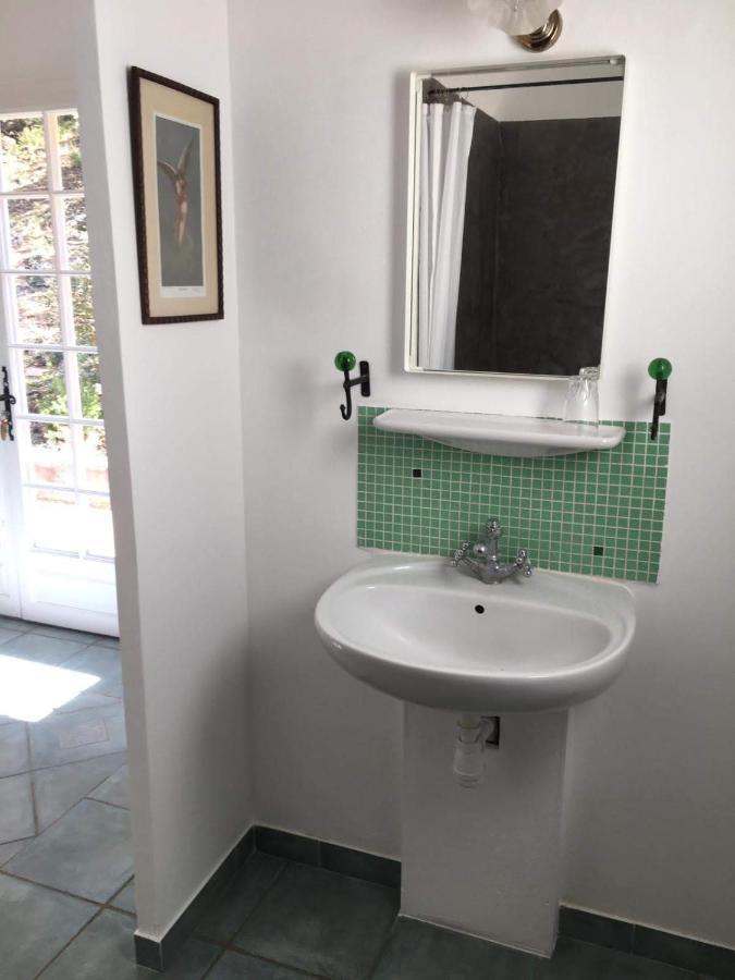 Bed and Breakfast La Bergerie Pradel Le Beaucet Esterno foto